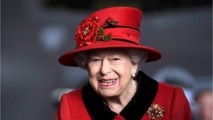 GALA VIDEO - Fact-checking : Elizabeth II a-t-elle préféré William à Harry, après la mort de Diana ?