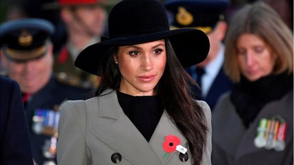 GALA VIDEO - Meghan Markle écorchée par des proches : « Pas la peine de se prendre pour qui elle n'est pas "