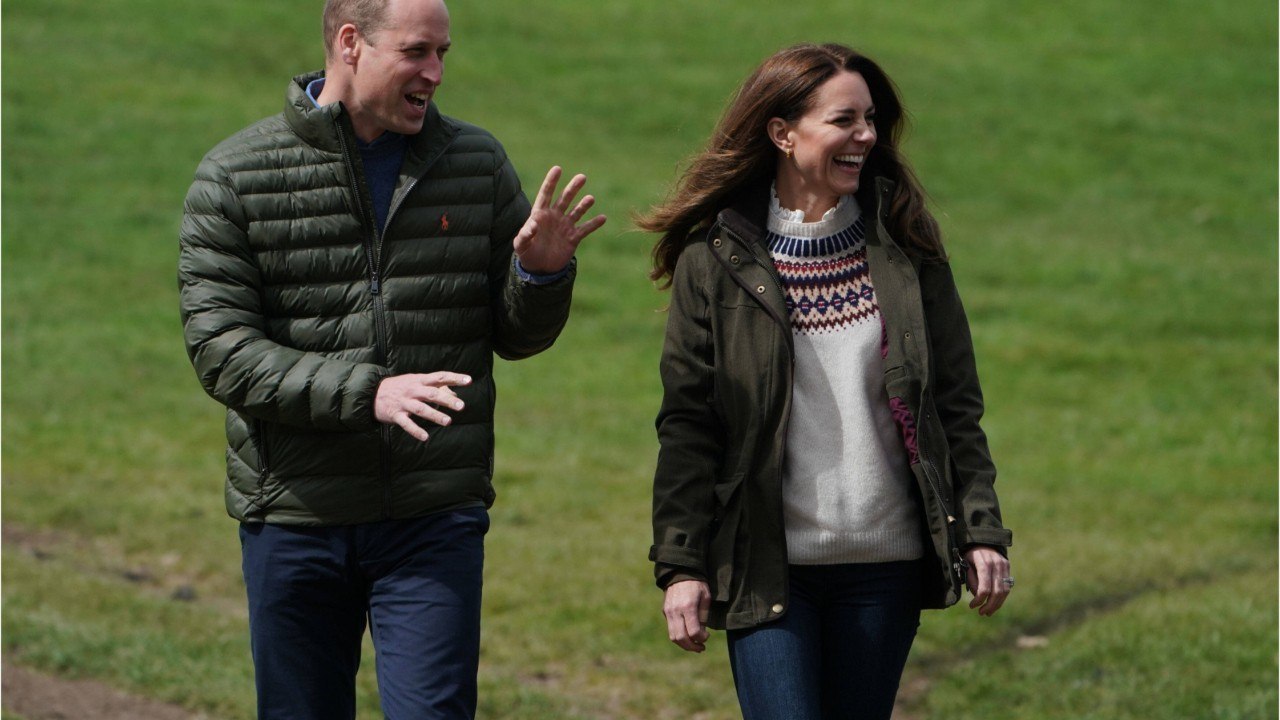 GALA VIDÉO - Kate Middleton et William : les vrais débuts de leur romance racontés par une amie