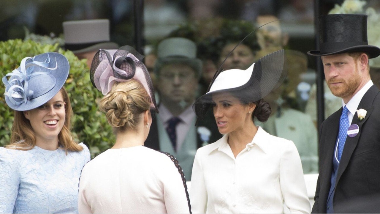 GALA VIDEO - Le prince Harry seul au monde ? Ses cousines Béatrice et Eugénie volent à sa rescousse.