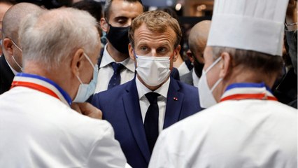 GALA VIDÉO - Emmanuel Macron malmené à Lyon : pourquoi son agresseur a été hospitalisé