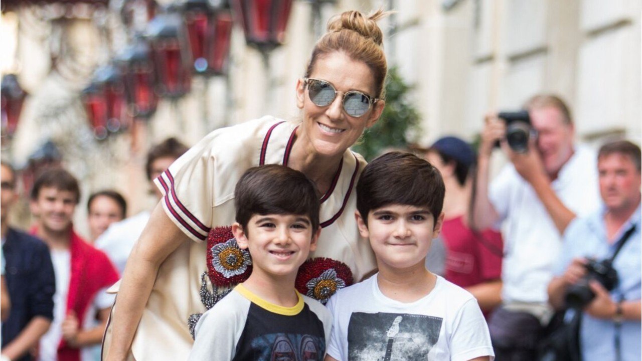 GALA VIDÉO - PHOTO – Céline Dion : une maman comblée entourée de ses trois fils qui ont encore changé.
