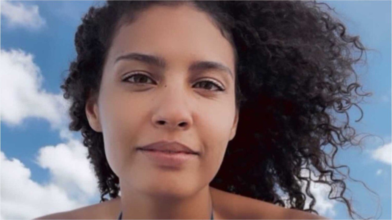 GALA VIDEO - Chloé Mortaud : l'ex-Miss France s'est mariée !