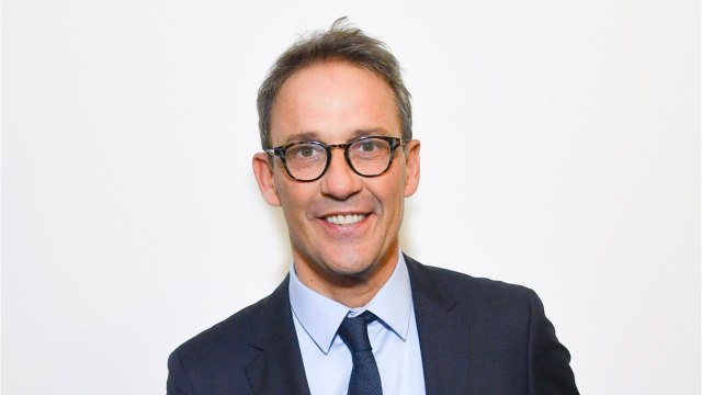 GALA VIDEO - PHOTO – Julien Courbet : sa fille Lola dégaine le bikini et enflamme Instagram.