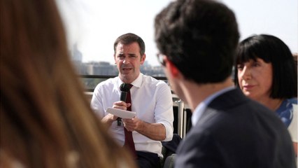 GALA VIDÉO - « Ça ne peut plus durer ! " : Olivier Véran durcit le ton