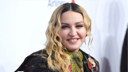 GALA VIDEO – PHOTO – Madonna : sacré portrait de famille pour les 90 ans de son père