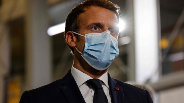 GALA VIDEO - Emmanuel Macron s'insurge et dénonce « l'irresponsabilité et l'égoïsme des antivax