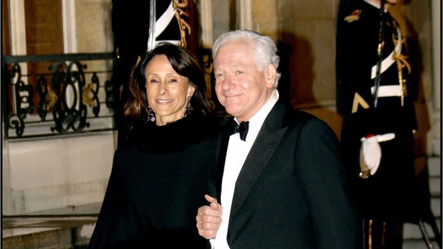 GALA VIDEO - Carla Bruni-Sarkozy : qui est Maurizio Remmert, son père biologique ?