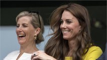 GALA VIDEO - Kate Middleton et Sophie de Wessex : les deux nouvelles meilleures amies de la famille royale