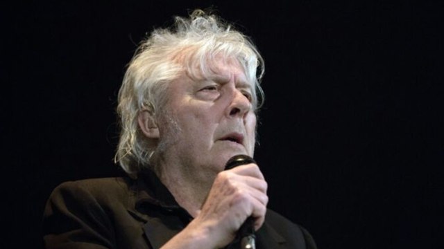 GALA VIDEO -Arno souffrant : le chanteur est atteint d'un cancer du pancréas