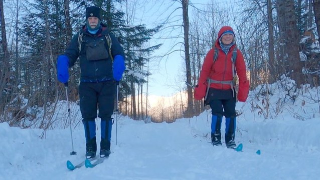 Couple Goes On 40 Adventures To Celebrate Their 40th Anniversary