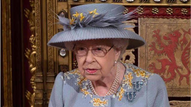 GALA VIDEO - Elizabeth II furieuse : cette nouvelle accusation de racisme qui ne passe pas !