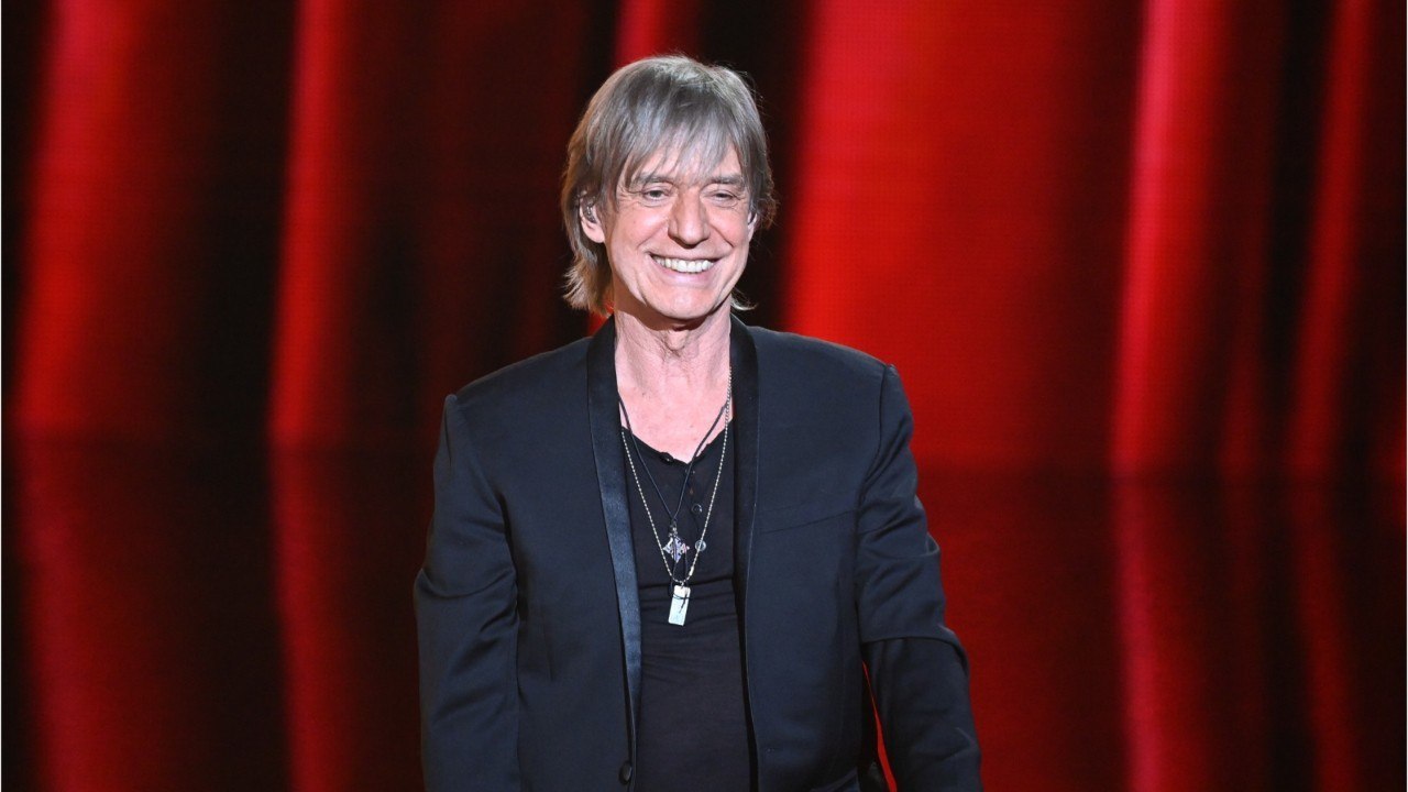 GALA VIDEO - Jean-Louis Aubert opéré du cœur in extremis : « Je pouvais m’écrouler à tout moment "