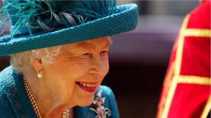 GALA VIDEO - Elizabeth II : ce célèbre président qui a refusé de boire le thé avec elle