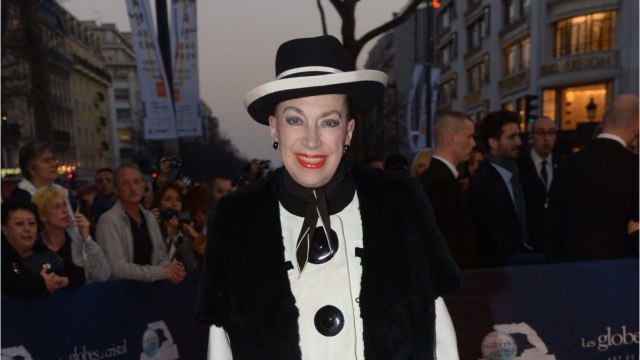 GALA VIDEO - Geneviève de Fontenay refuse de se faire vacciner : ses petites-filles inquiètes