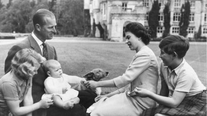 GALA VIDÉO - Elizabeth II va fêter les 100 ans du prince Philip malgré sa mort