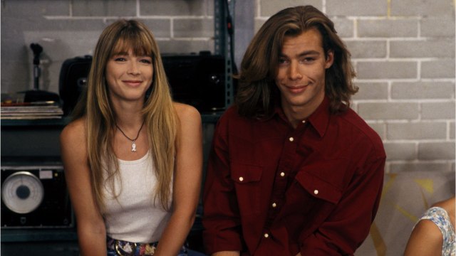 GALA VIDEO - Le saviez-vous ? Patrick Puydebat recruté grâce à Hélène Rollès dans « Hélène et les garçons