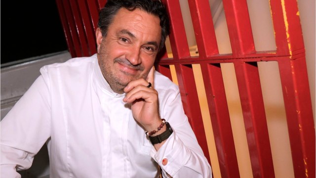 GALA VIDEO - Yves Camdeborde démonte l’ego des chefs : seul Cyril Lignac trouve grâce à ses yeux