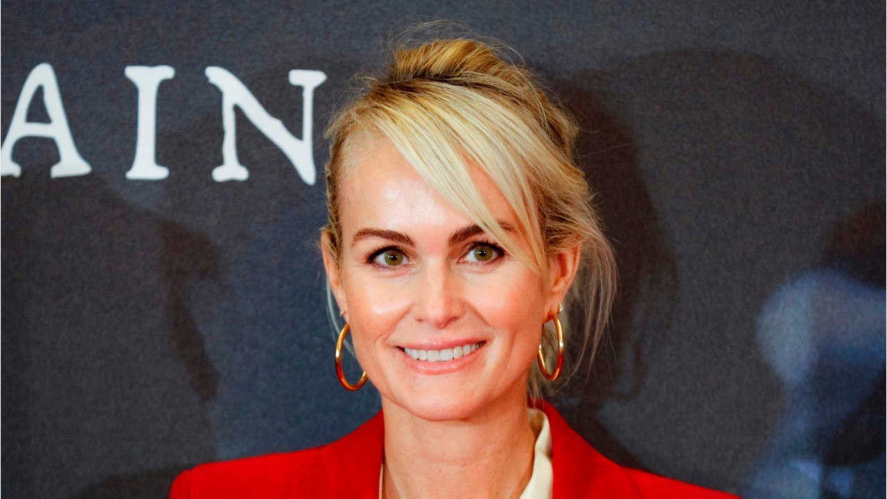 GALA VIDEO – PHOTO - Laeticia Hallyday soulagée : le chien de Johnny est tiré d'affaire.