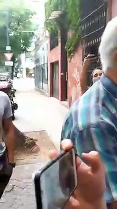 "Te saltó el judío" y "van a terminar todos colgados": ataque y antivacunas a Ale Bercovich y Tomás Eliaschev