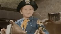 GALA VIDEO - Mort de Lee Aaker à 77 ans : la jeune star de « Rintintin 