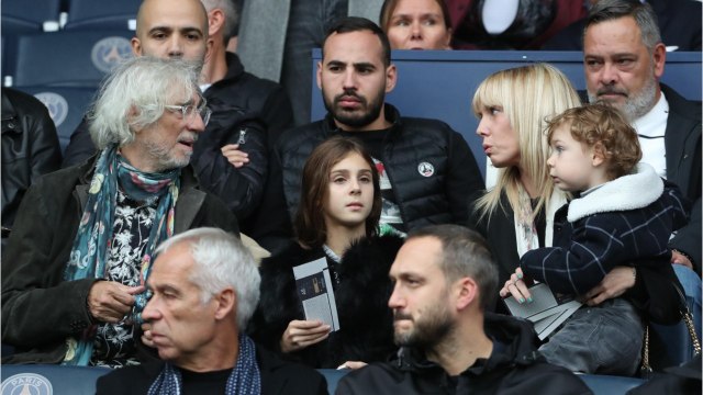 GALA VIDEO - PHOTO – Louis Bertignac : son fils blessé, les internautes inquiets