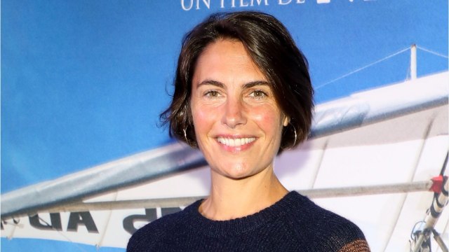 GALA VIDEO - PHOTO – Alessandra Sublet pose avec sa grand-mère de 94 ans : ce touchant cliché