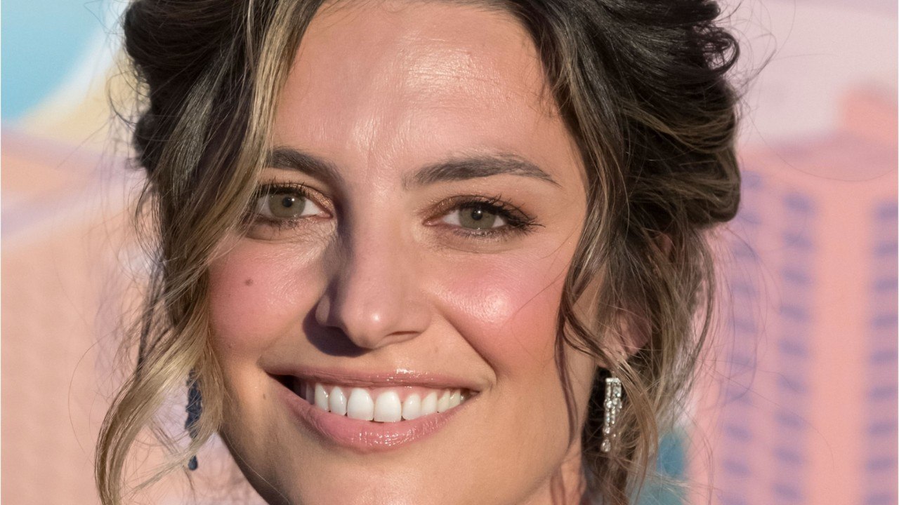 GALA VIDÉO - Laetitia Milot, son mari Badri et leur fille Lyana sous le soleil : le bonheur à l'état pur