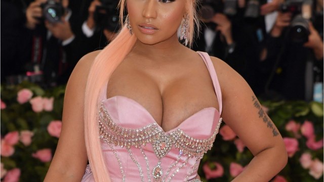 GALA VIDEO - Met Gala 2021 : le message antivax de Nicki Minaj passe mal