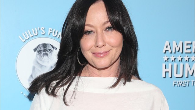 GALA VIDEO - PHOTO – Shannen Doherty rattrapée par le cancer : elle garde le moral pour ses 50 ans