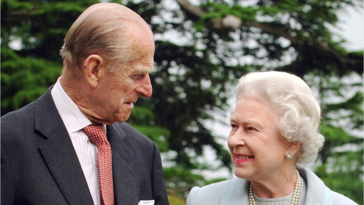 GALA VIDEO - Elizabeth II, reine martyre : sa descendance, son pire cauchemar