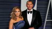 GALA VIDEO - PHOTO- Jennifer Lopez sans sa bague de fiançailles, les rumeurs de rupture relancées