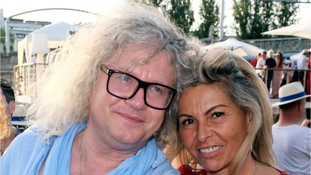 GALA VIDEO - « Bonjour le massacre : Caroline Margeridon taclée physiquement par son ex-ami Pierre-Jean Chalençon