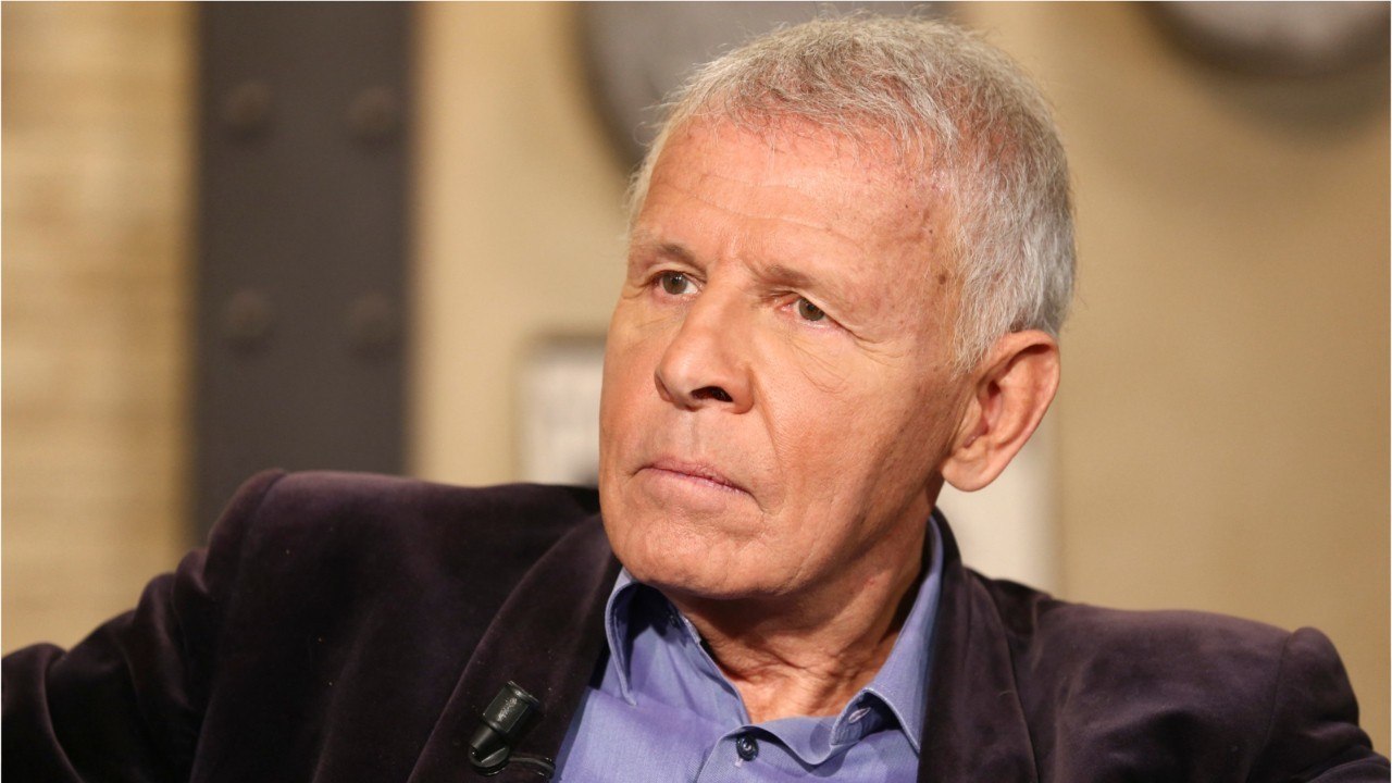 GALA VIDEO - Affaire PPDA : huit autres femmes dénoncent les agissements du journaliste