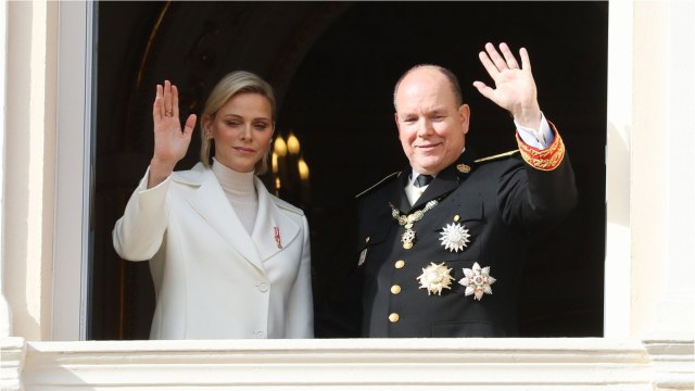 GALA VIDÉO - Albert de Monaco : quels sont ses rapports avec son fils aîné Alexandre ?