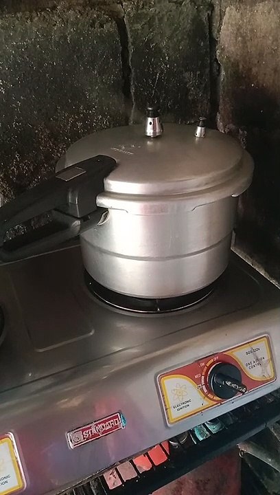 Wait for it pressure cooker