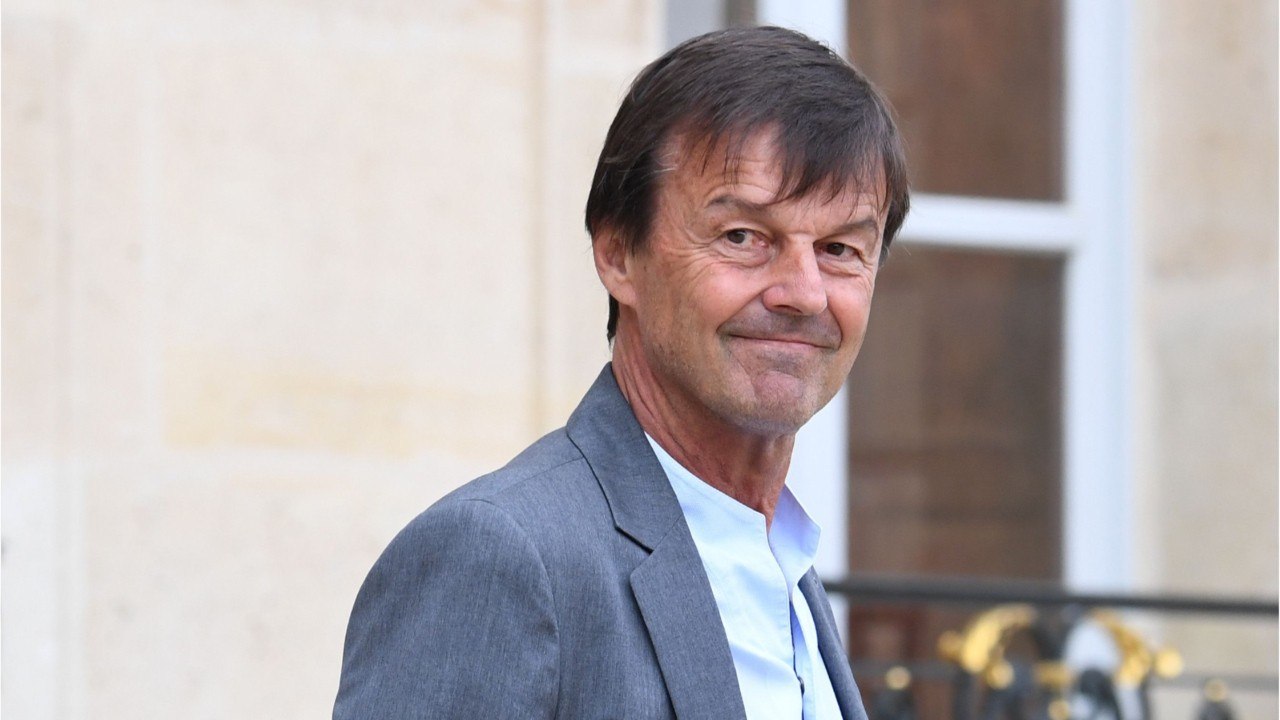 GALA VIDEO - « C’est le boulet " : Nicolas Hulot fustigé par un proche d’Emmanuel Macron