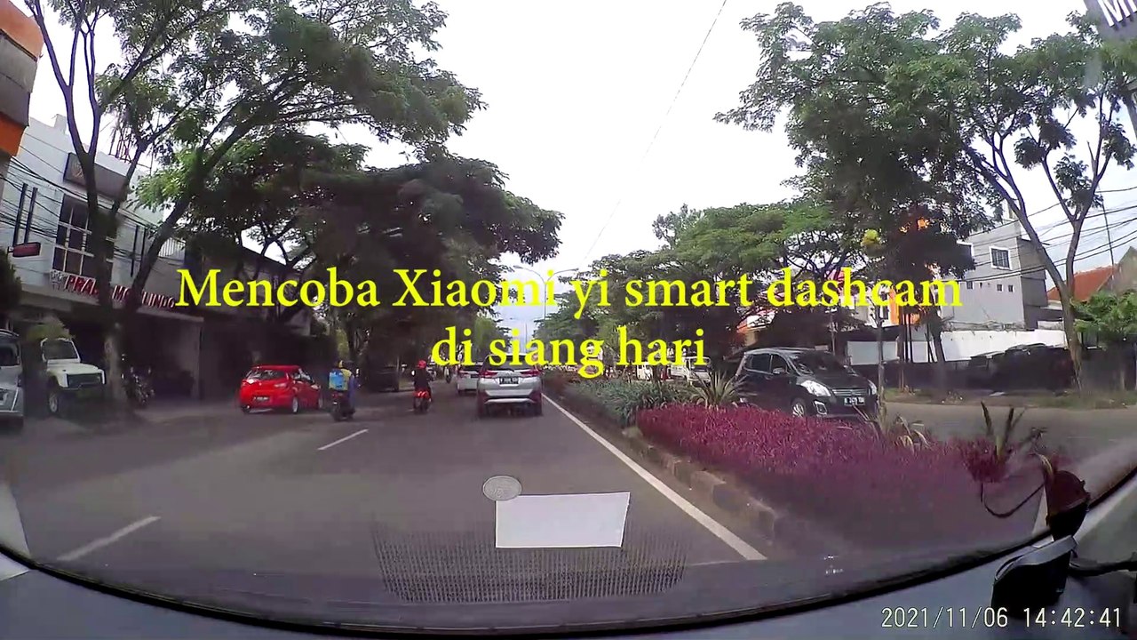 Mencoba Xiaomi Yi Smart Dash Camera 30fps with WIFI and ADAS di siang hari