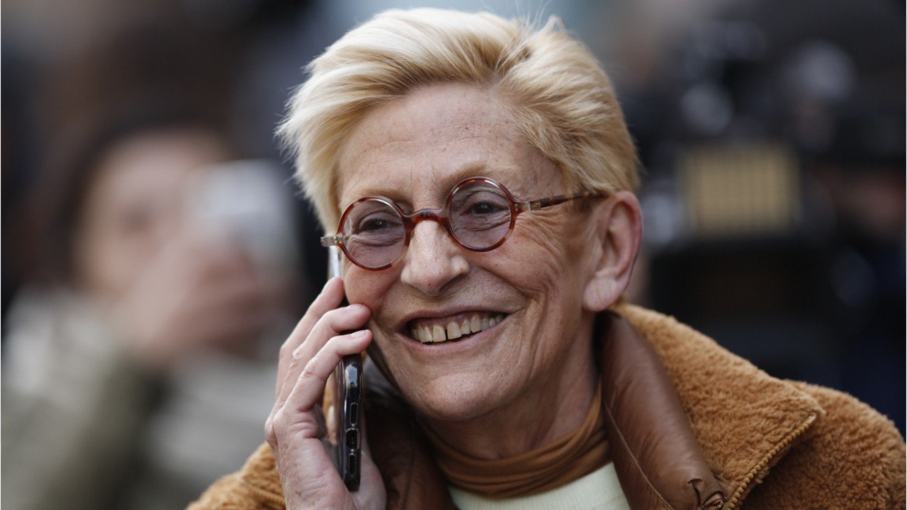 GALA VIDÉO - Isabelle Balkany loin des polémiques : elle a été « piquée " et est en mode « Astra Zénitude totale ".