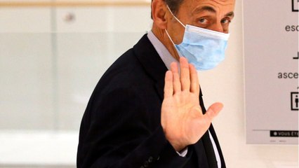 GALA VIDEO - Vaccination de Nicolas Sarkozy à 66 ans : ces questions soulevées