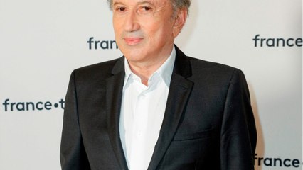 GALA VIDEO - Michel Drucker : sa fille Stéfanie et sa petite-fille l’ont aidé dans son retour à la vie