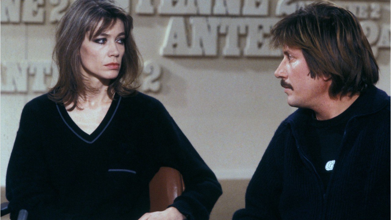 GALA VIDÉO - Françoise Hardy : pourquoi elle n'a jamais divorcé de Jacques Dutronc ?