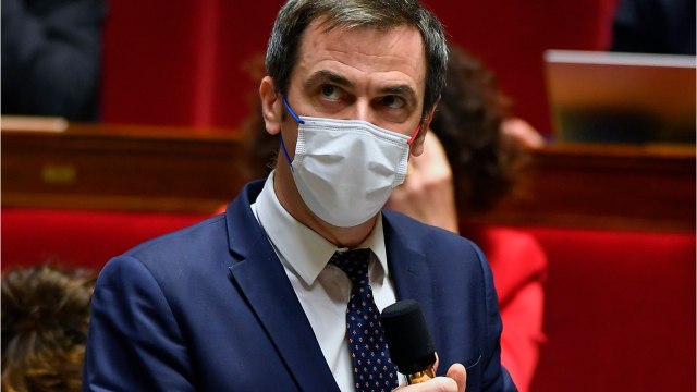 GALA VIDEO - Dans le bureau d'Olivier Véran, un angoissant tableau : C'est moi qui l'ai choisi