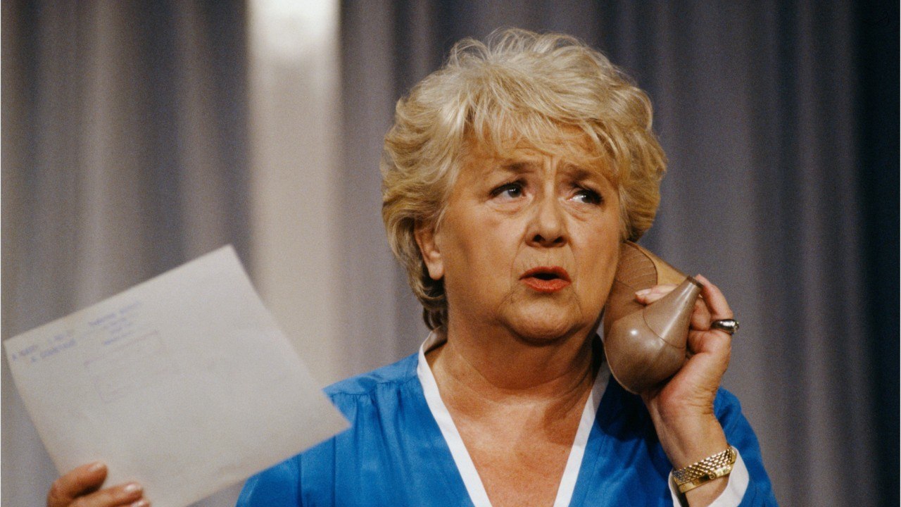 GALA VIDEO - Jacqueline Maillan et sa vie intime : ce lourd secret gardé jusqu'à sa mort