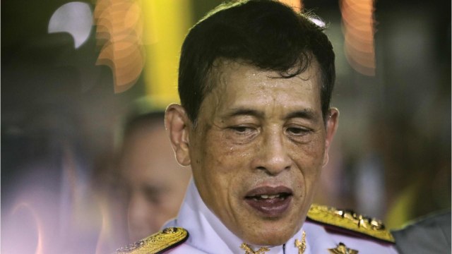 GALA VIDEO - Roi de Thaïlande : nouvelle humiliation en vue pour sa 4e épouse