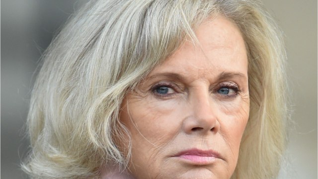 GALA VIDEO - Élisabeth Guigou proche d’Olivier Duhamel : elle cède aux pressions