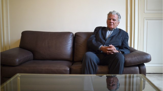 GALA VIDÉO - Affaire Olivier Duhamel : cette scène gênante aux obsèques d’Evelyne Pisier