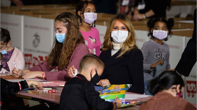 GALA VIDEO - Quelle défaite ? Melania Trump multiplie les cartes postales avant son départ de la Maison-Blanche