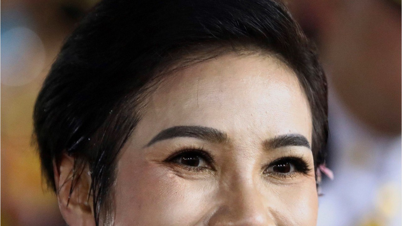 GALA VIDÉO - Roi de Thaïlande : sa maîtresse Sineenat a hérité d'une nouvelle mission