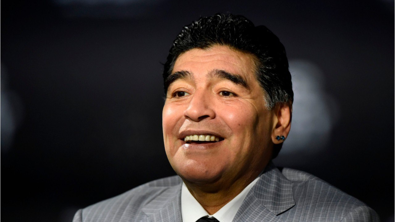 GALA VIDEO - Mort de Maradona : ce message déchirant à son fils quelques heures avant le drame